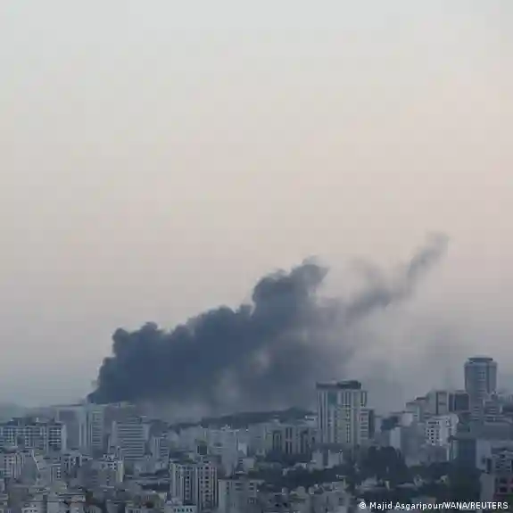EE.UU e Israel acuerdan alto al fuego con Irán 
