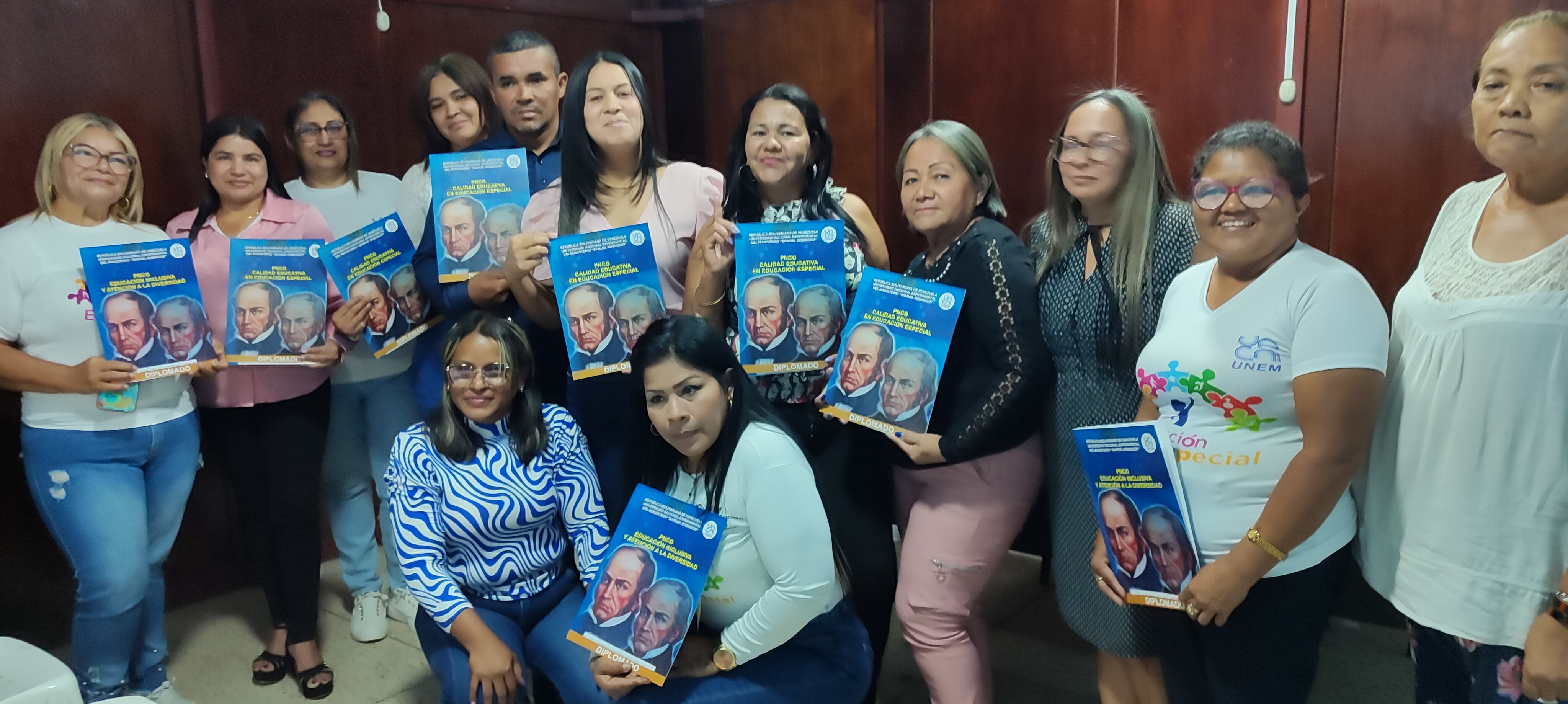 Universidad Samuel Robinson entregó certificados de culminación de diplomado en Valle de La Pascua 
